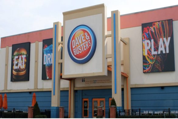 What Time Does Dave and Busters Close