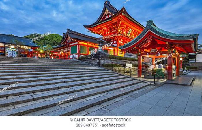 Davitt Images are available at the following Photo Stock Agencies: