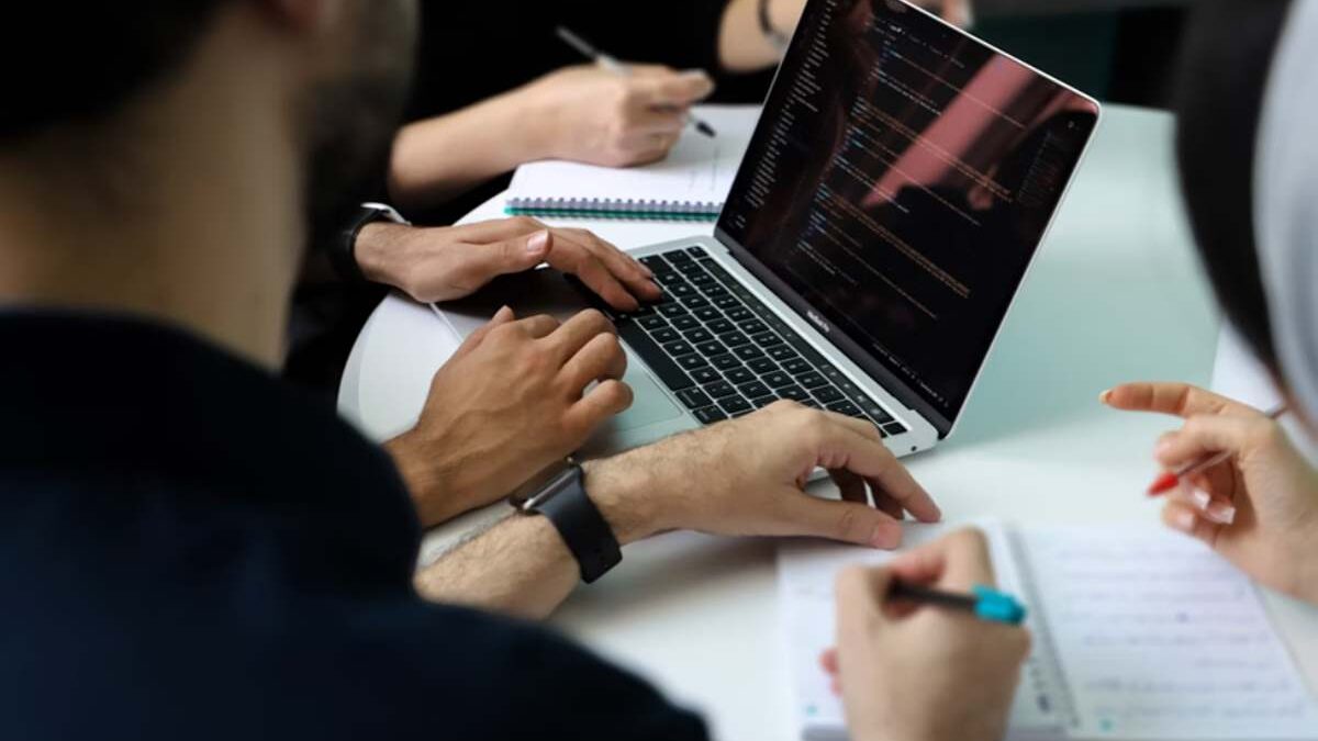 How AI & Machine Learning Are Changing SEO in 2025