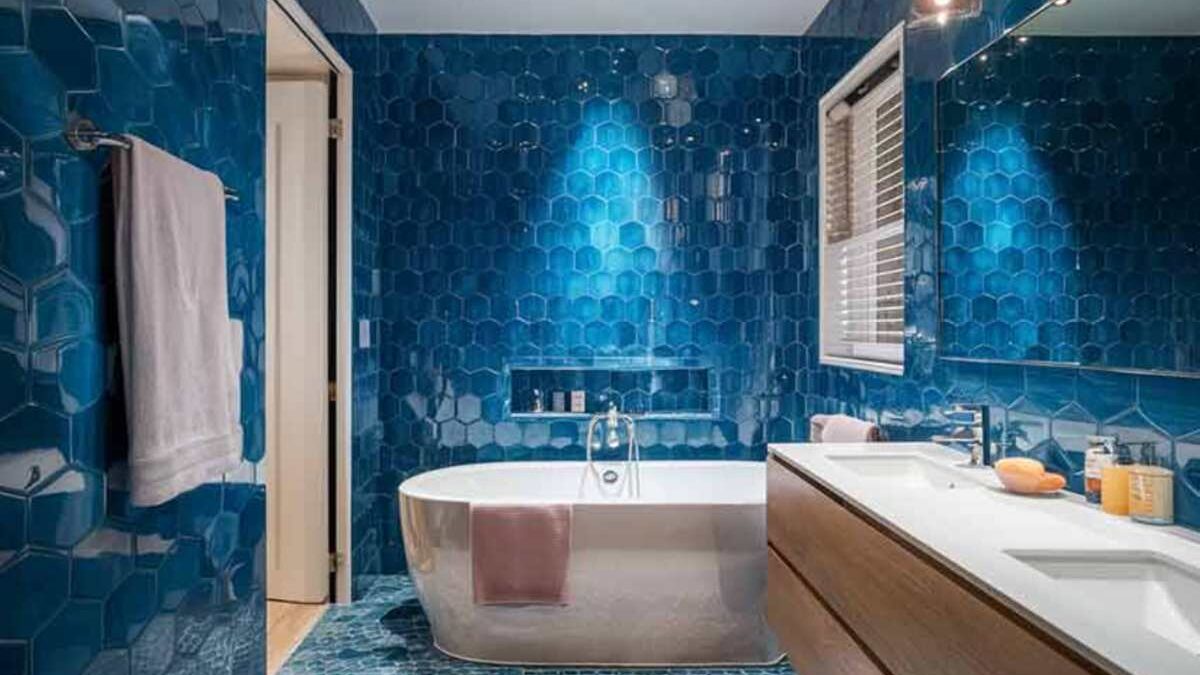Blue Bathroom Tiles: Stunning Ideas to Elevate Your Space 